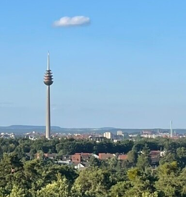 FERNBLICK und sofort beziehbar! Sehr schöne 2-Zimmerwohnung in Stein! Für Eigennutzer oder Anleger