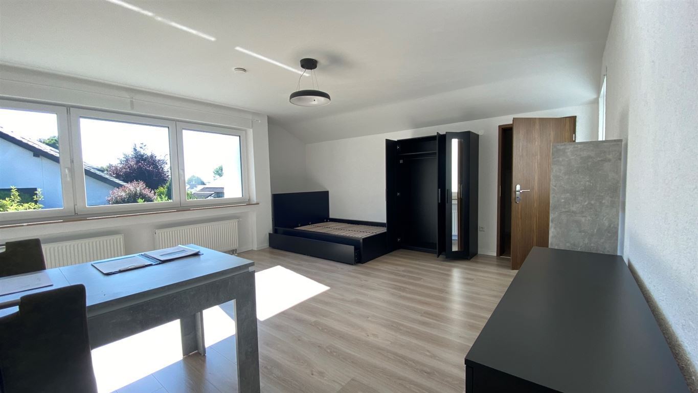 MÖBLIERTES SINGLE-APARTMENT IN RUHIGER LAGE VON REUTTI – 89233 Neu-Ulm, 89233 Neu-Ulm – Vorschaubild 3
