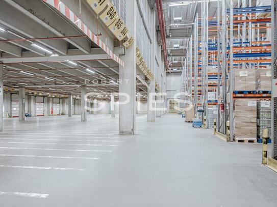 Mit direkter Autobahnanbindung in Bremen - 10.000 m² Logistikfläche in bester Lage