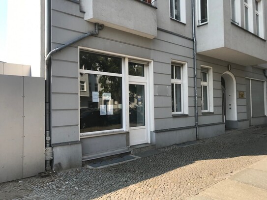 Gewerbe-Fläche mit Schaufenster für Büro, Praxis, Geschäft, Laden, oder möblierte Wohnraum-Kurzzeitvermietungen in Kiez…