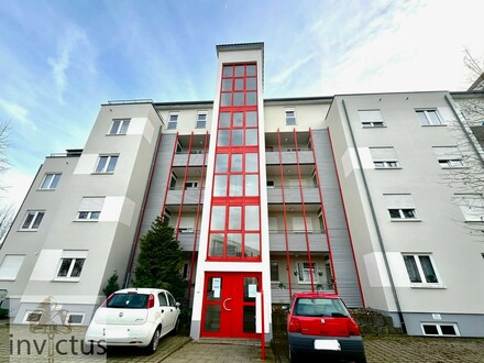 Helle DG-Wohnung mit Aussicht! Dachterrasse und TG-Stellplatz inkl.