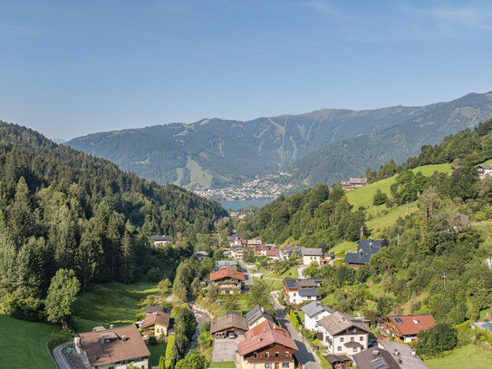 Großzügiges Ferienhaus in sonniger Ruhelage