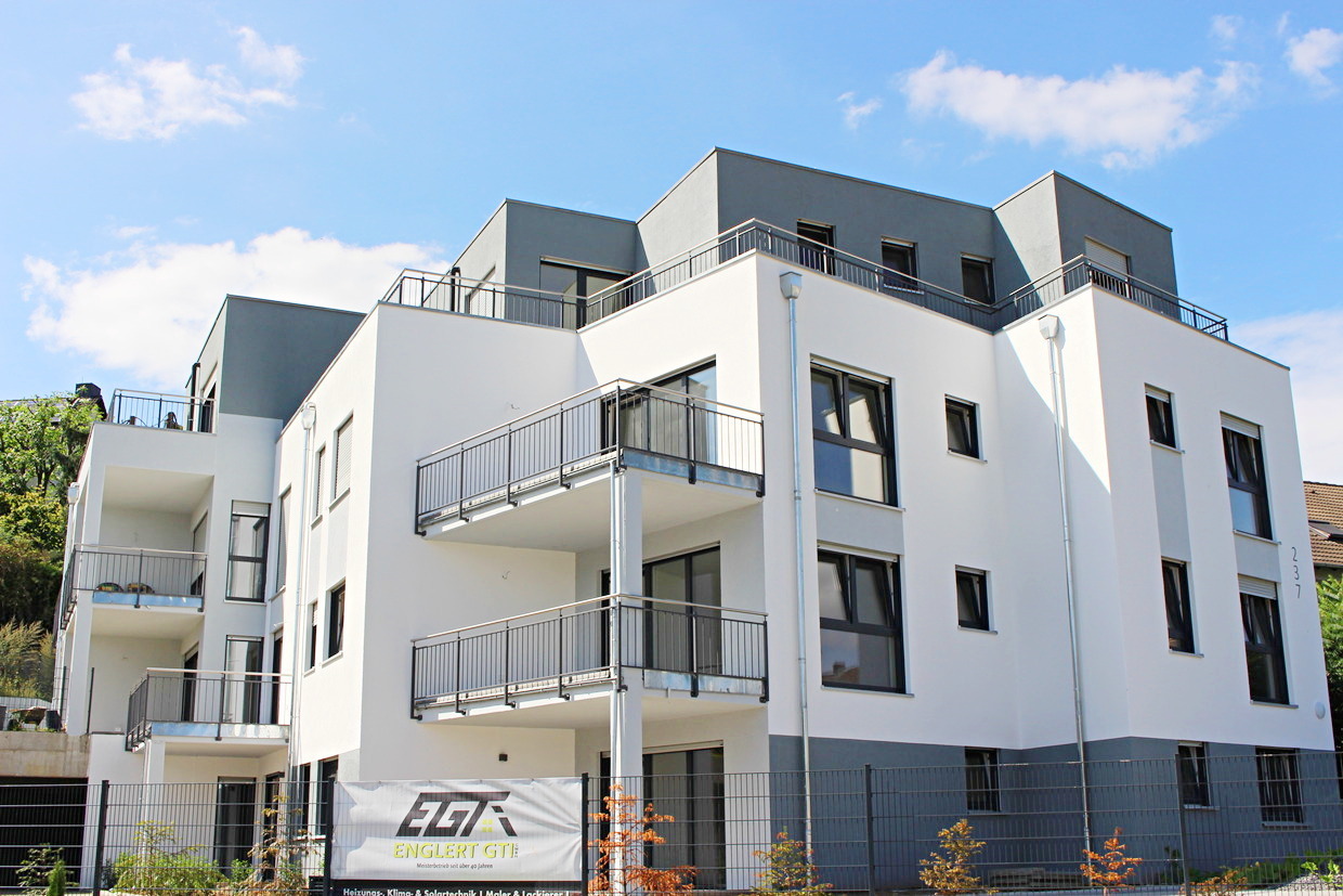                                                               NEUWERTIGE 4-ZIMMERWOHNUNG MIT TERRASSE UND GARTENANTEIL                                                       in Haibach (Aschaffenburg)