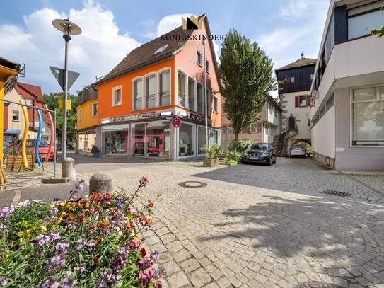 Haus mit Gewerbeeinheit in zentraler Lage von Horb.