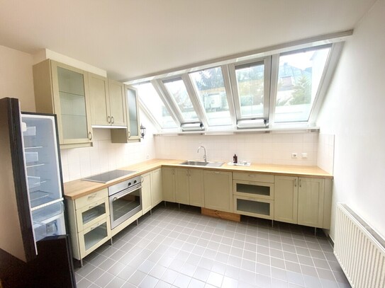 ROSENHÜGEL - 2 Zimmer + BALKON in Ruhelage I 1 Bedroom Apartment + Balcony NEUER PREIS