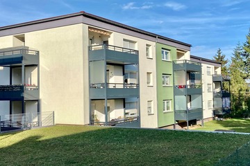 Schöne Wohnung mit Tiefgarage und energetischer Sanierung