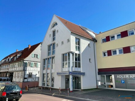 Wohn- und Geschäftshaus in zentraler Lage