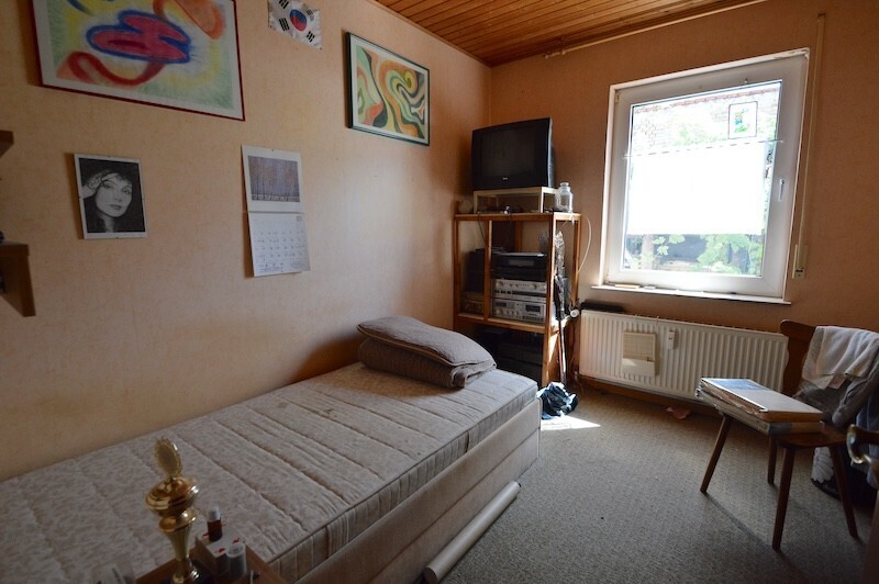 Falanga Immobilien - 1-2 Fam.Hs. mit vielfältigen Möglichkeiten & tollem Hof-/Gartenbereich in Bud. – 55257 Budenheim, 55257 Budenheim – Vorschaubild 13