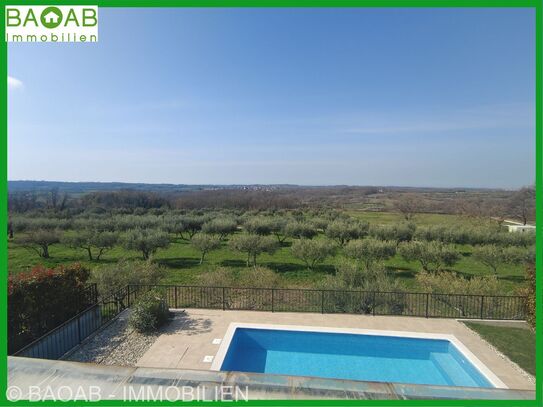 NEU | GEMÜTLICHE | MEDITERANE VILLA | POOL | PANORAMERBLICK AUF MEER UND LANDSCHAFT | UMAG - ISTRIEN