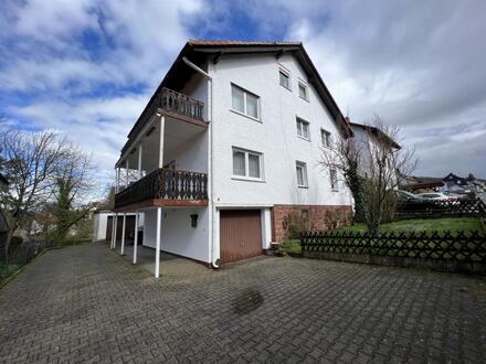RESERVIERT ** Freistehendes Zwei- bis Dreifamilienhaus ** in Randlage von Bad König - OT Zell