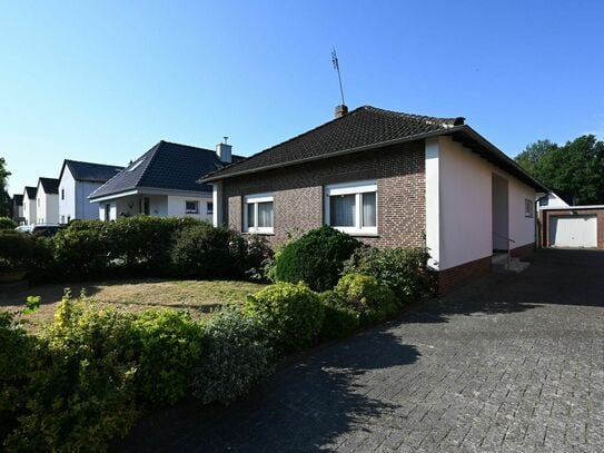 TIPP | Wohnhaus mit Teilkeller und Garage auf 643 m² SW-Grundstück