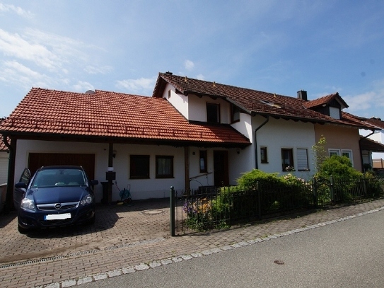 Großzügige Doppelhaushälfte mit herrlicher Terrasse