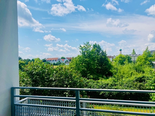 Trendgerechte 1,5-Zimmer-Wohnung mit Balkon und Aufzug