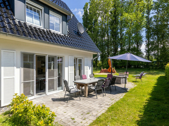 Beliebtes Komfort - Landhaus mit schönem Gartengrundstück am ruhigen Waldrain