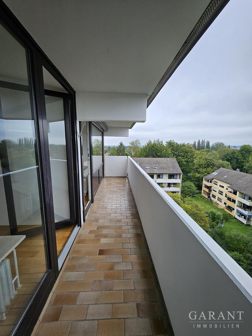 Stilvolle 3 Zimmer-Wohnung mit Weitblick bis zu den Alpen – 86163 Augsburg, 86163 Augsburg – Vorschaubild 2