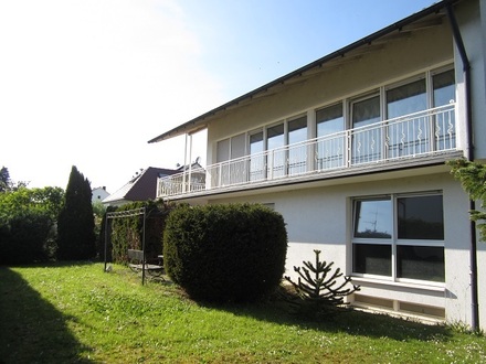 Saniertes Zweifamilienhaus in bevorzugter Wohnlage in Neckarsulm-Süd