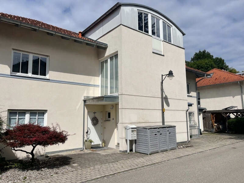 Attraktives Mehrfamilienhaus in begehrter Lage von Stephanskirchen – 83071 Stephanskirchen, 83071 Stephanskirchen – Vorschaubild 9