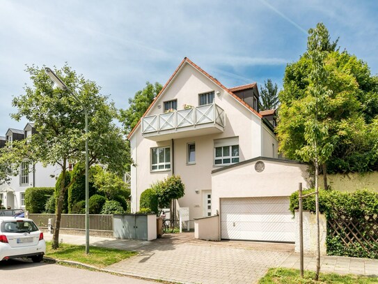 Sehr gepflegtes und charmantes Mehrfamilienhaus mit 4 Wohneinheiten in Sendling-Westpark