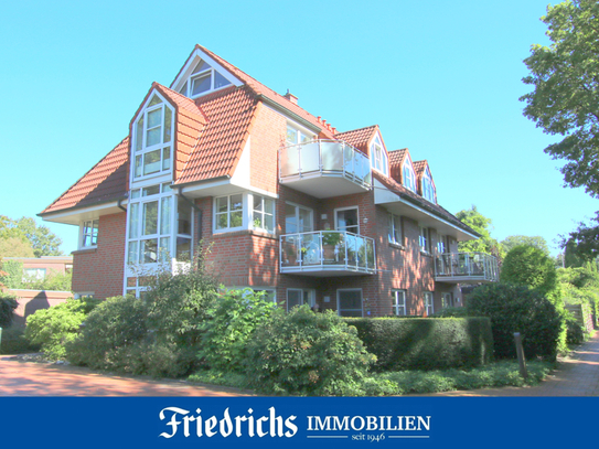 Helle Obergeschosswohnung mit Balkon und Garage in Bad Zwischenahn