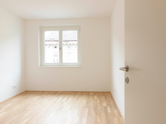 AB FEBRUAR: JADENHOF - Gemütliches Zuhause: 2-Zimmer-Wohnung mit Balkon - GEKÜHLT - NÄHE U3