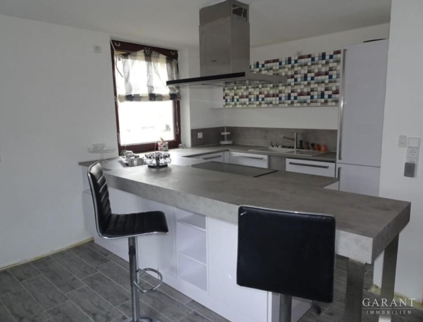 Gepflegtes Zweifamilienhaus mit großem Garten, Terrasse, Dachterrasse & Ausbaupotenzial in Scheßlitz – 96110 Scheßlitz, 96110 Scheßlitz – Vorschaubild 9