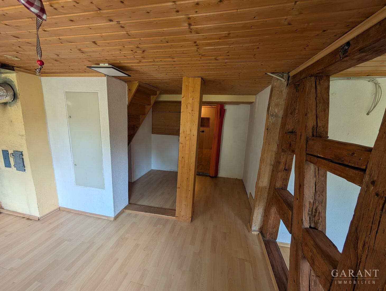 Weit draußen in Alleinlage! Schönes Einfamilienhaus in der Ursprünglichkeit der Natur von Gütenbach. – 78148 Gütenbach, 78148 Gütenbach – Vorschaubild 23