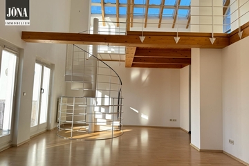 Besondere Gelegenheit! Sonnige 4-Zimmer-Maisonette-Wohnung mit Balkon in Neudrossenfeld