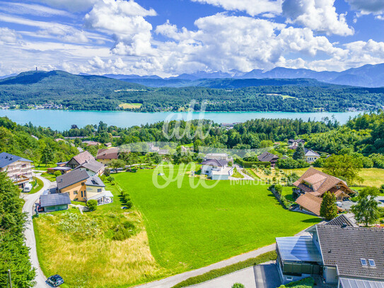 Traumgrundstück am Wörthersee: 1437 m2 Bauland mit atemberaubendem Seeblick