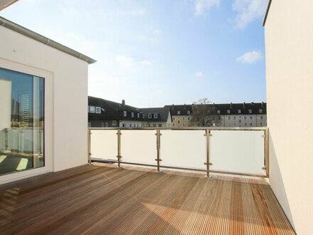 Zentral gelegene, großzügige Wohnung mit sonniger Dachterrasse!