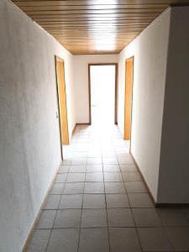 Top geschnittene und tageslichthelle 3-Zimmer-Wohnung mit Balkon