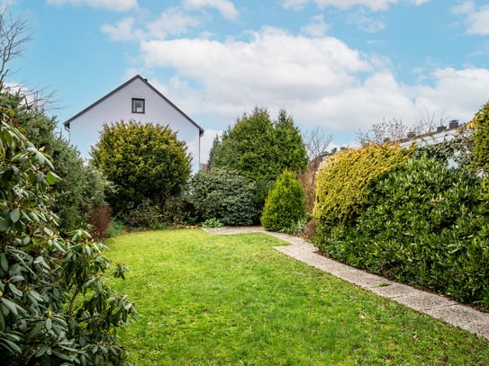 Schicke Erdgeschosswohnung mit Terrasse, Gartennutzung in Bielefelds östlicher Innenstadt