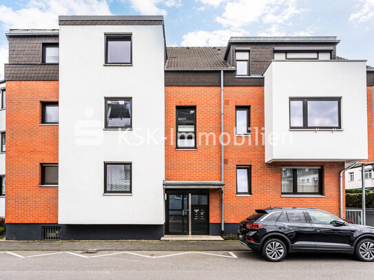 Traumwohnung mit Balkon und Tiefgaragenplatz in Köln-Holweide!