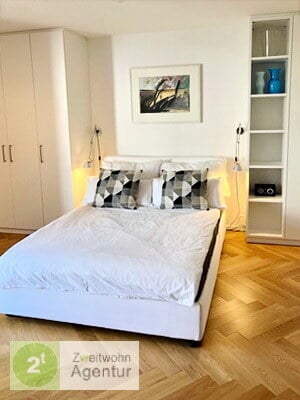 Top Lage! Möbliertes Apartment im Hafen mit Stellplatz,
Düsseldorf-Unterbilk, Jürgensplatz