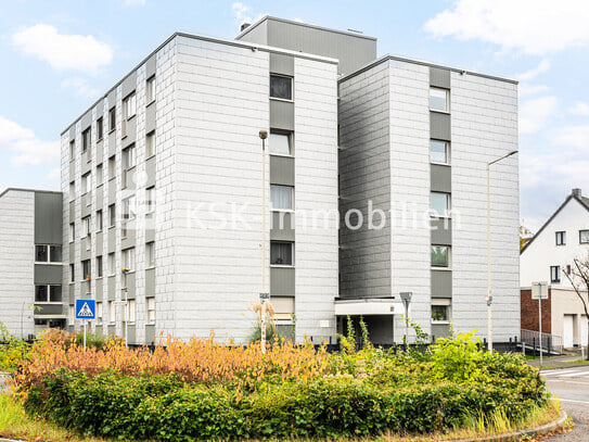 Frechen-Zentrum, modernisierte 3-Zimmerwohnung mit Fernblick.