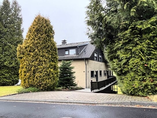 Dreifamilienhaus in schöner Lage von Lindlar.