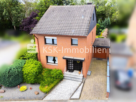 Gepflegtes Einfamilienhaus mit Blick ins Grüne.