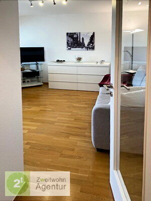                                                               M&ouml;bliertes Apartment mit Wintergarten, D&uuml;sseldorf-Unterbach, Vennstr.                                                       in Mitte (Kassel)