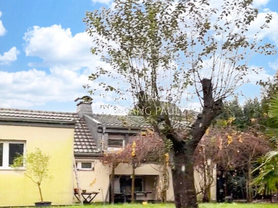 Uriges kleines Haus mit riesigem Grundstück ++ Saniert/ Solar/ Kamin