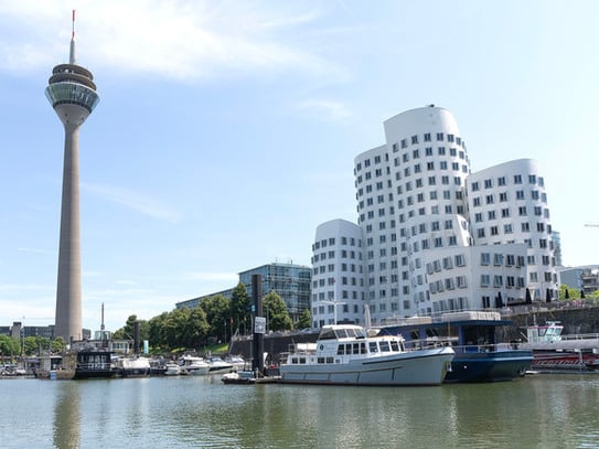 Office Yacht: MS - Licorne Das vielleicht schönste Büro im Medienhafen