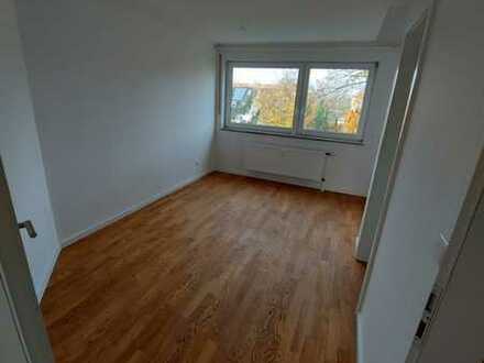 3-Zimmer Maisonette-Wohnung in guter Lage mit Garten, sehr gut angebunden