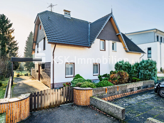 Großzügige Doppelhaushälfte mit großem Garten.