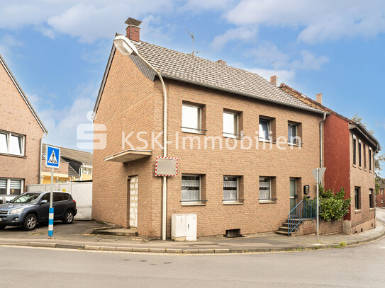 Zentral, vermietetes Einfamilienhaus mit Terrasse.