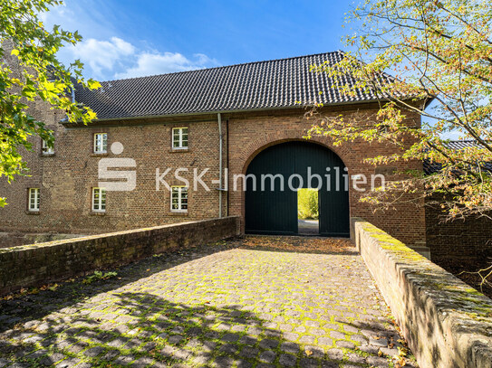 "Haus Buschfeld" - Einzigartiges Wohumfeld in historischer Hofanlage.