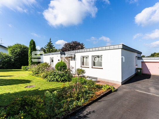 Schöner Bungalow in toller Lage mit großem Grundstück!