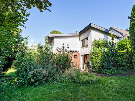 Handwerker aufgepasst! 
Freistehendes Einfamilienhaus
auf schönem Grundstück in Leichlingen!