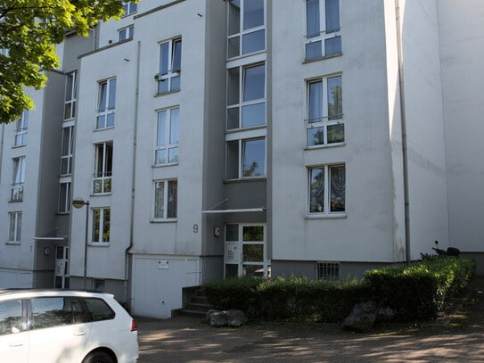 Citynah & rentabel: Kompaktes Dachgeschoss-Apartment in Vohwinkel