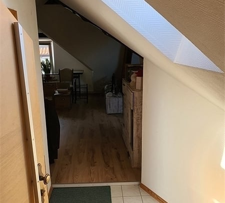 2 Zimmer Dachgeschoss Wohnung in der Nienburger Innenstadt zu vermieten