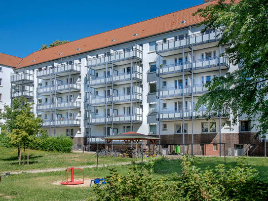 2-Zimmer Wohnung mit Balkon im Kreuzviertel!