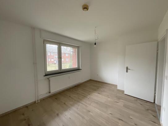 Renovierte Wohnung mit Terrasse und neuem Bad!