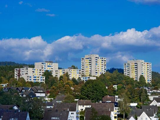 Schöne Wohnung zum kleinen Preis, 2 Zimmer mit Balkon